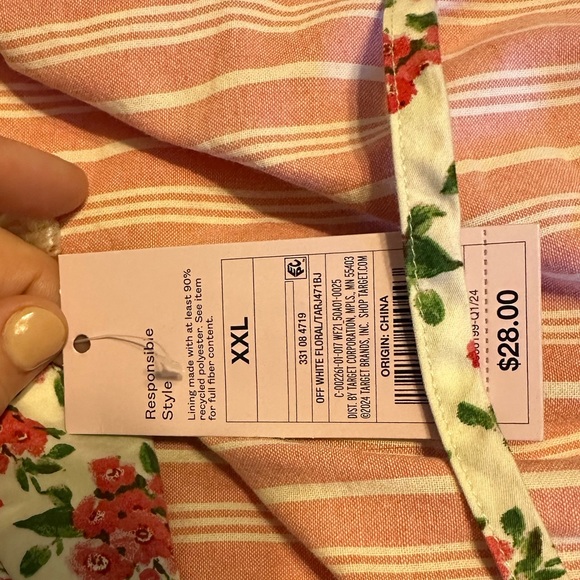 Floral Romper - Picture 2 of 2